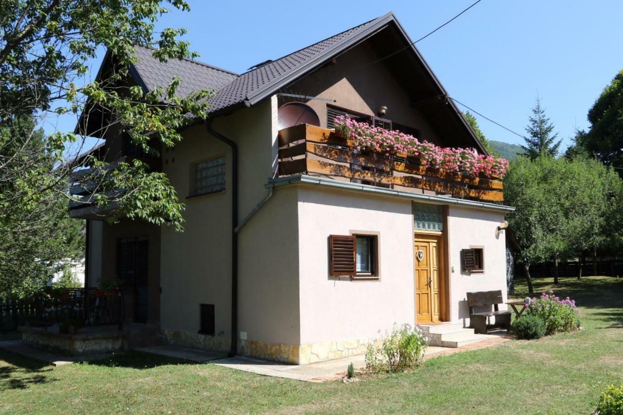 Holiday Home "Iris" Near Plitvice Lakes Rudanovac Exterior photo